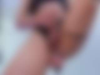 Live cam show with Mayfoxx06 - Smoking on Camsoda