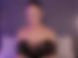 Mialarouse's Live Sex Cam Show