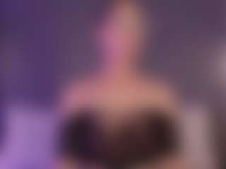 Mialarouse's Live Sex Cam Show