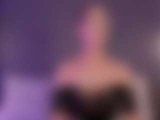 Mialarouse's Live Sex Cam Show