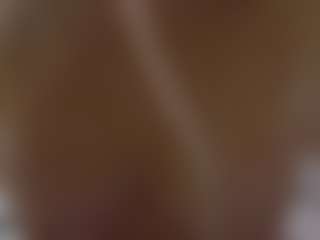 Live cam show with MiaThaine - Blue Eyes on Cam Slut