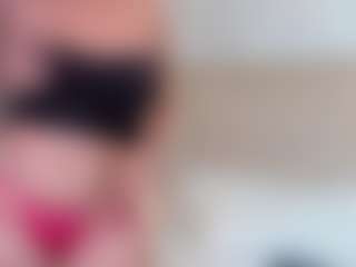 Mia Thompson's Live Sex Cam Show