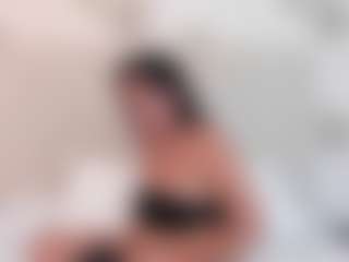 Mia Thompson's Live Sex Cam Show