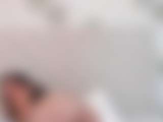 Mia Thompson's Live Sex Cam Show