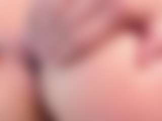 Mia Thompson's Live Sex Cam Show
