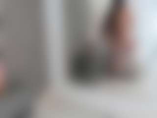 Live cam show with Mia Thompson - Thick on Uber Horny