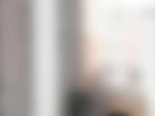 Live cam show with Mia Thompson - Red Hair Young Adult on xxxlivecams.org