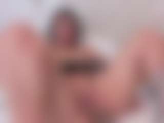 Mia Thompson's Live Sex Cam Show