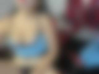 Live cam show with Missclouud - Dirty Talk on liverealitysex.com