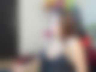 Live cam show with Missclouud - Dildo on Gym Cam Girls