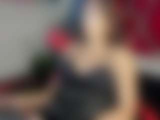 Live cam show with Missclouud - Lush Brown Hair on googirlz