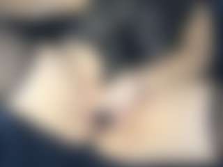 Live cam show with Missclouud - Hairy Pussy on Milfs Live