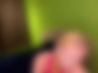Live cam show with Overshine - Blue Eyes on Camsoda