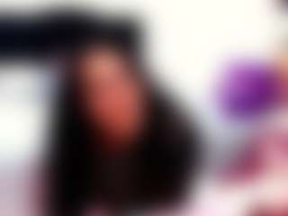 Live cam show with Queen-emma - Joi on wildcum.com