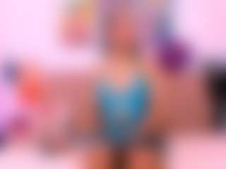 Live cam show with Queen-emma - Control on CamClone