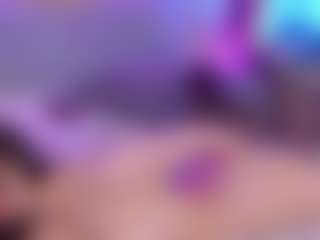 Live cam show with RemyLarson - Lovense on Camsoda