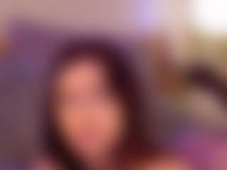 Live cam show with RemyLarson - New Blowjob on Milfs Live