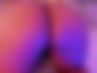 Live cam show with Sofii Cruz - Barelylegal on Chatstar