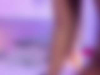 Live cam show with Sofii Cruz - Ride on studioflirtlive.com