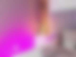 Live cam show with Sofii Cruz - Butt Plug on Camming Site