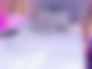 Live cam show with Sofii Cruz - BBW on live18s.com