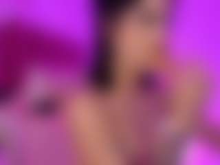 Live cam show with Sophi Bunny - Amateur on sexylive.show