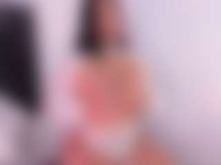 Susana Mont's Live Sex Cam Show