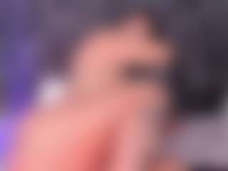 Susana Mont's Live Sex Cam Show