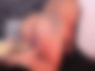 Susana Mont's Live Sex Cam Show