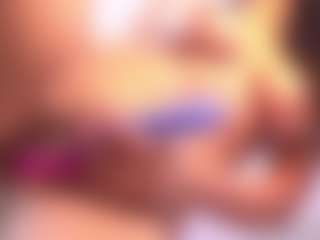 VanesaGuzman's Live Sex Cam Show