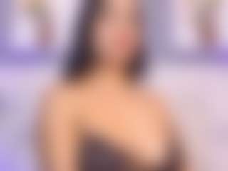 Live cam show with VanesaGuzman - Latina on Camsoda | colombia
