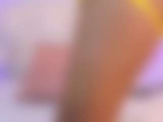 Live cam show with VanesaGuzman - Oil on Camsoda