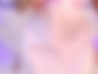 Live cam show with VanesaGuzman - Nora on Camsoda