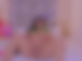 Live cam show with Violet-Lover - Latina on TeamSkeetLive | colombia