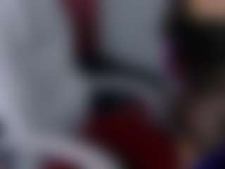 Live cam show with ZaraLuux - Cute on livesuperchat.net