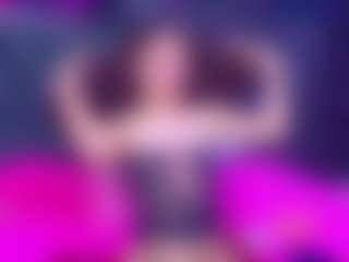 Live cam show with ZaraLuux - Brown Eyes Brown Hair on Fling VIP Chat