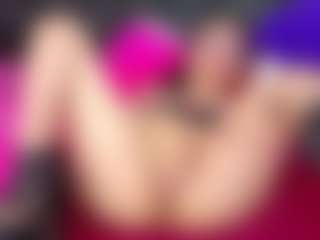 Live cam show with ZaraLuux - Shaved Pussy Brown Hair on Camsoda
