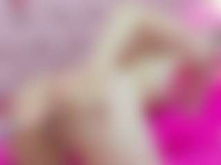 ZaraLuux's Live Sex Cam Show