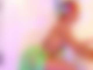 Live cam show with Zendayaa - Spank Brown Hair on Hubzter Live