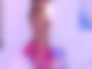 Live cam show with Zendayaa - Thin on Chatstar