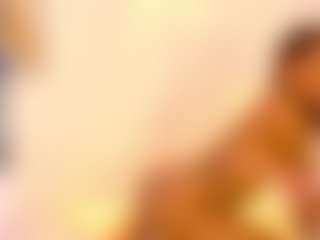 Live cam show with Zendayaa - Ebony Petite on madthumbs