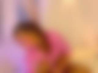Live cam show with Zendayaa - Petite Young Adult on boobsie.com