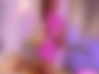 Live cam show with Zendayaa - Thin on Camsoda