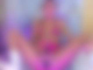 Zendayaa's Live Sex Cam Show