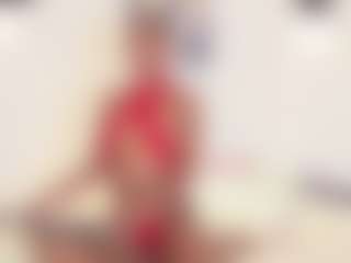 Live cam show with Zendayaa - Brown Hair on Milfs Live