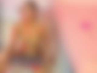 Live cam show with Zendayaa - Black Petite on Dolls Live