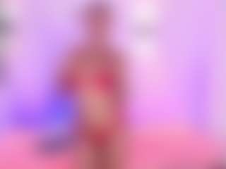 Live cam show with Zendayaa - Black Petite on Hubzter Live
