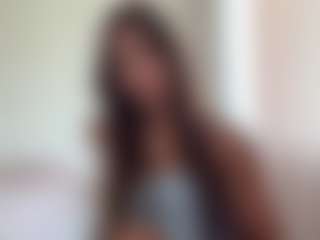 Marnera's Live Sex Cam Show