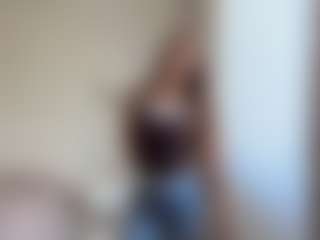 Marnera's Live Sex Cam Show
