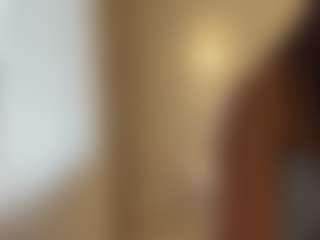 Live cam show with Marnera - Petite Teen (18+) on hrnylive.com